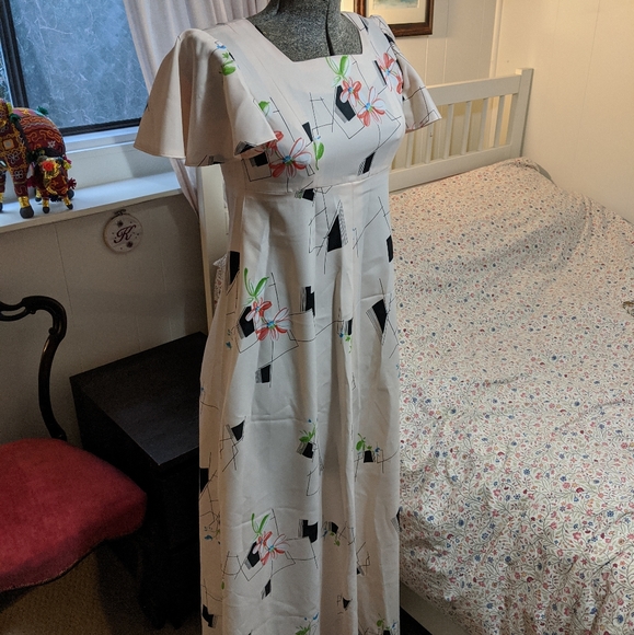 Handmade Pink Patterned Empire Line Gown - Picture 4 of 8